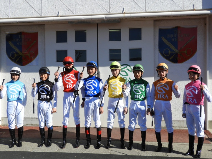 B0ed01a649b747b4b57bae7c0b9b42a8